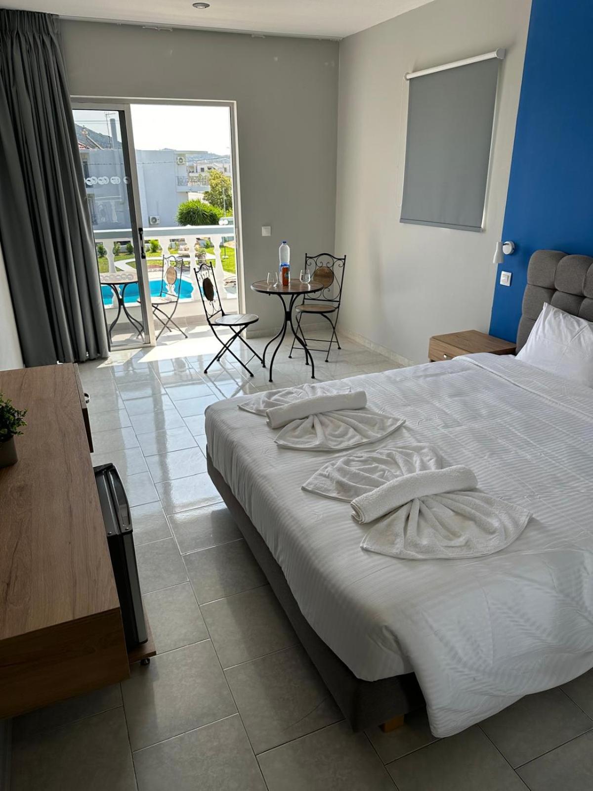 Ayit Hotel Theológos Esterno foto